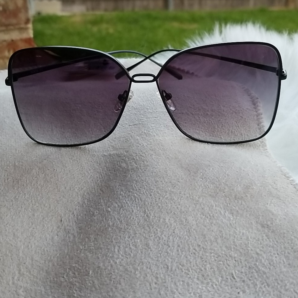 Black Oversized Sunglasses